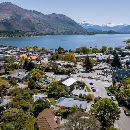 Mountain View Backpackers Hostel Wanaka Bagian luar foto